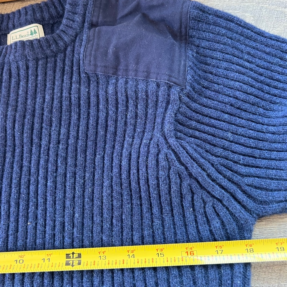 VTG LL Bean Men’s L Blue Merino Wool Commando Pullover Sweater Patches - Picture 5 of 6